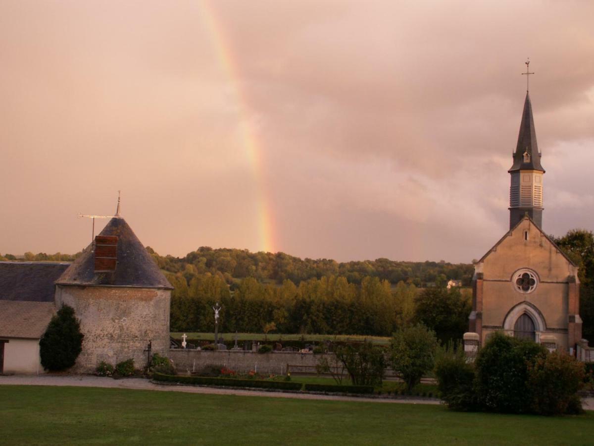 Saint-Agnan-sur-SartheLa Tourelle别墅 外观 照片